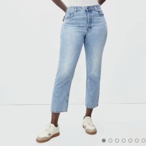 Everlane The Curvy 90s Cheeky Jean in Vintage Sunbleached Blue Ankle